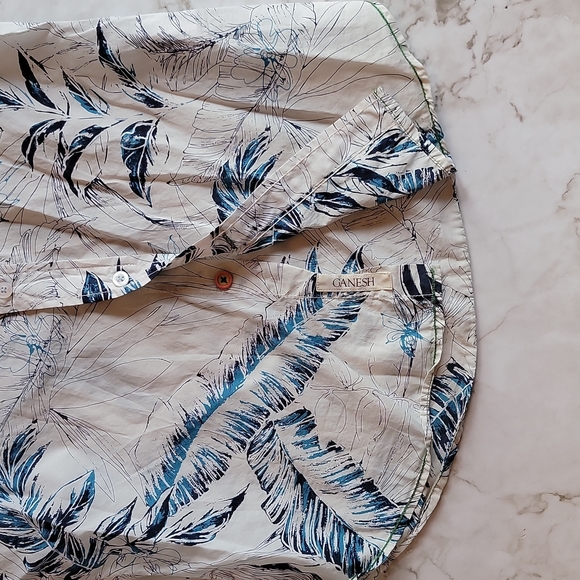 Men's small Ganesh short sleeve buttondown floral palm - Picture 4 of 4